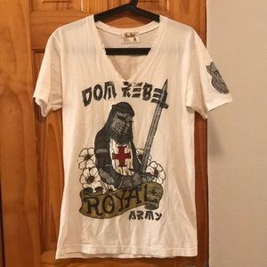 Dom rebel Montreal v-neck tee